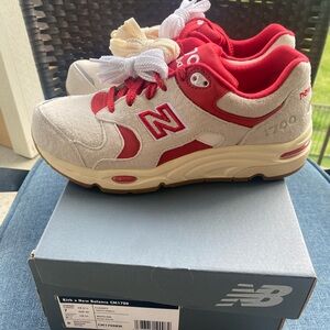 New Balance 1700 x Kith ‘ Canada Pack’ - Marshmallow